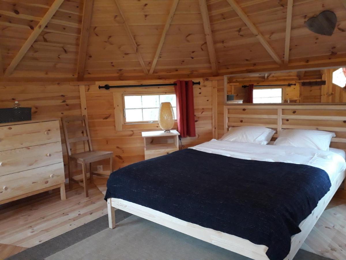Camping Le Vallage Attigny Exteriör bild